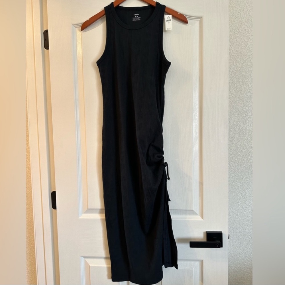 Aerie size Large